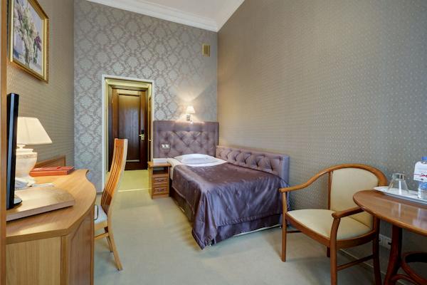 room photo