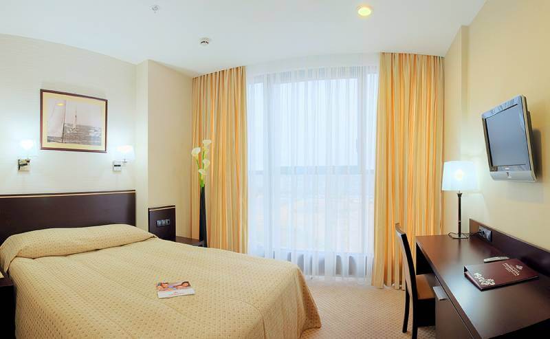 room photo